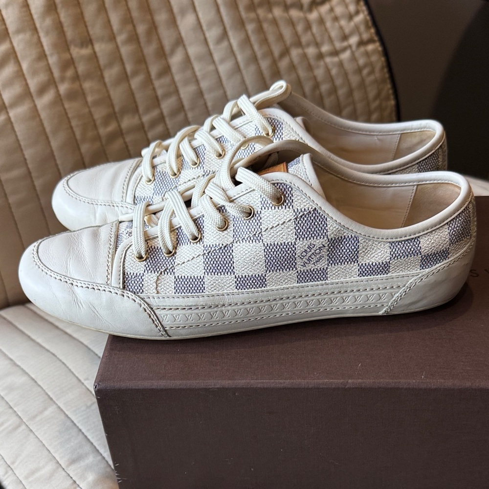Louis Vuitton Cream and Gray Women's Sneakers - Picture 4 of 8